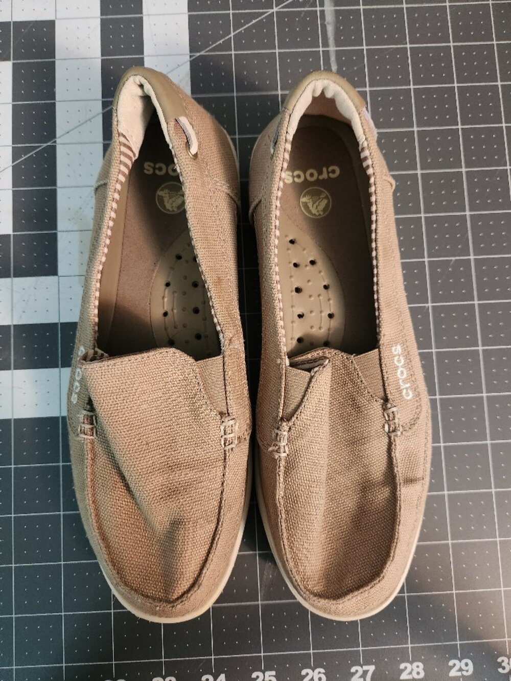 Crocs loafers slip on tan